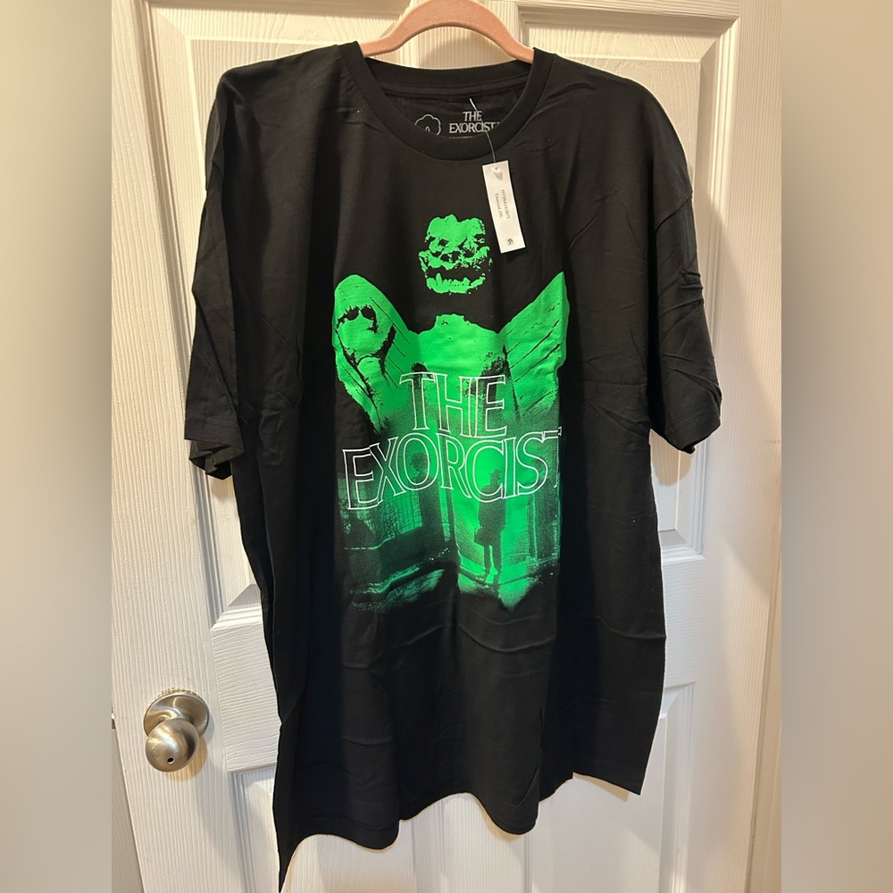 The Exorcist 2XL Black & Green Graphic T-Shirt NWT